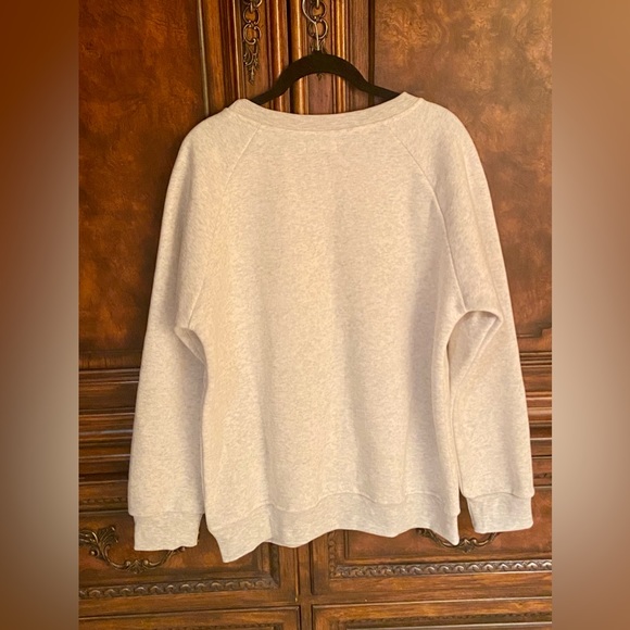 NWOT! L.A. Soul queen Bee Sweatshirt - Picture 4 of 5